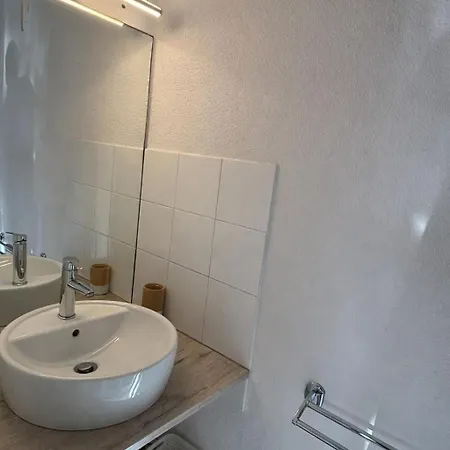Maison Mediterraneenne Avec Piscine - A Pied בית נופש ונדרה