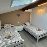 Maison Mediterraneenne Avec Piscine - A Pied * ונדרה